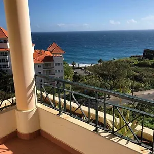 Ocean Gardens Apartment